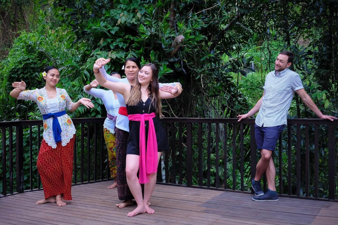อูบุด ฮิลล์ วิลลา แอนด์ รีสอร์ต Villa เตกากาลัง ภายนอก รูปภาพ